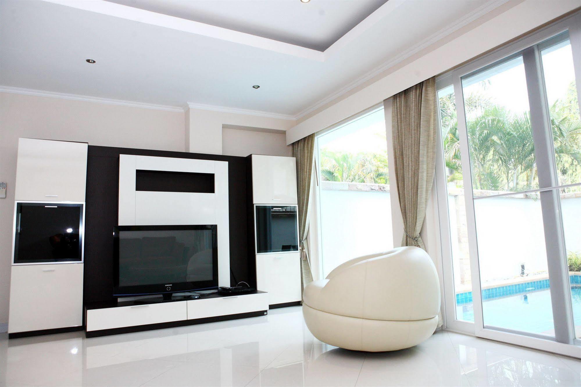 Hidden Palm Pool Villas Pattaya Exteriör bild