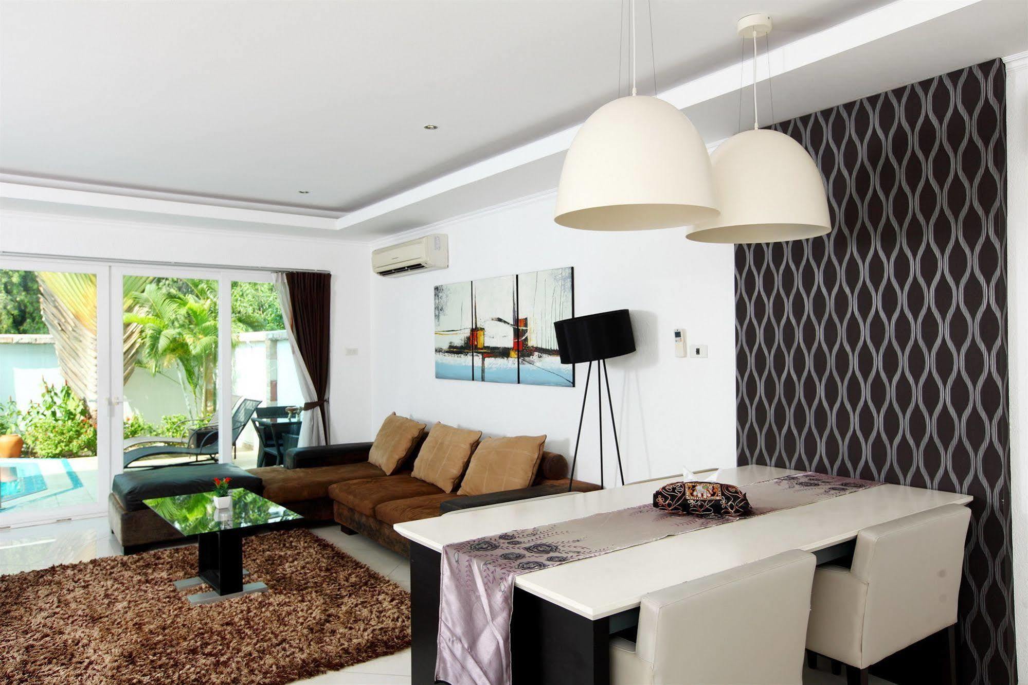 Hidden Palm Pool Villas Pattaya Exteriör bild